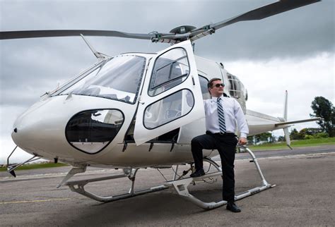 helicopter pilot lessons perth|Home .